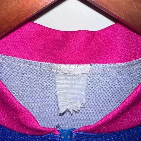 Vintage Finish Line Cycling Jersey/Pink, Blue,Yellow/26 1/2 length/17 1/2 width - Picture 4 of 11